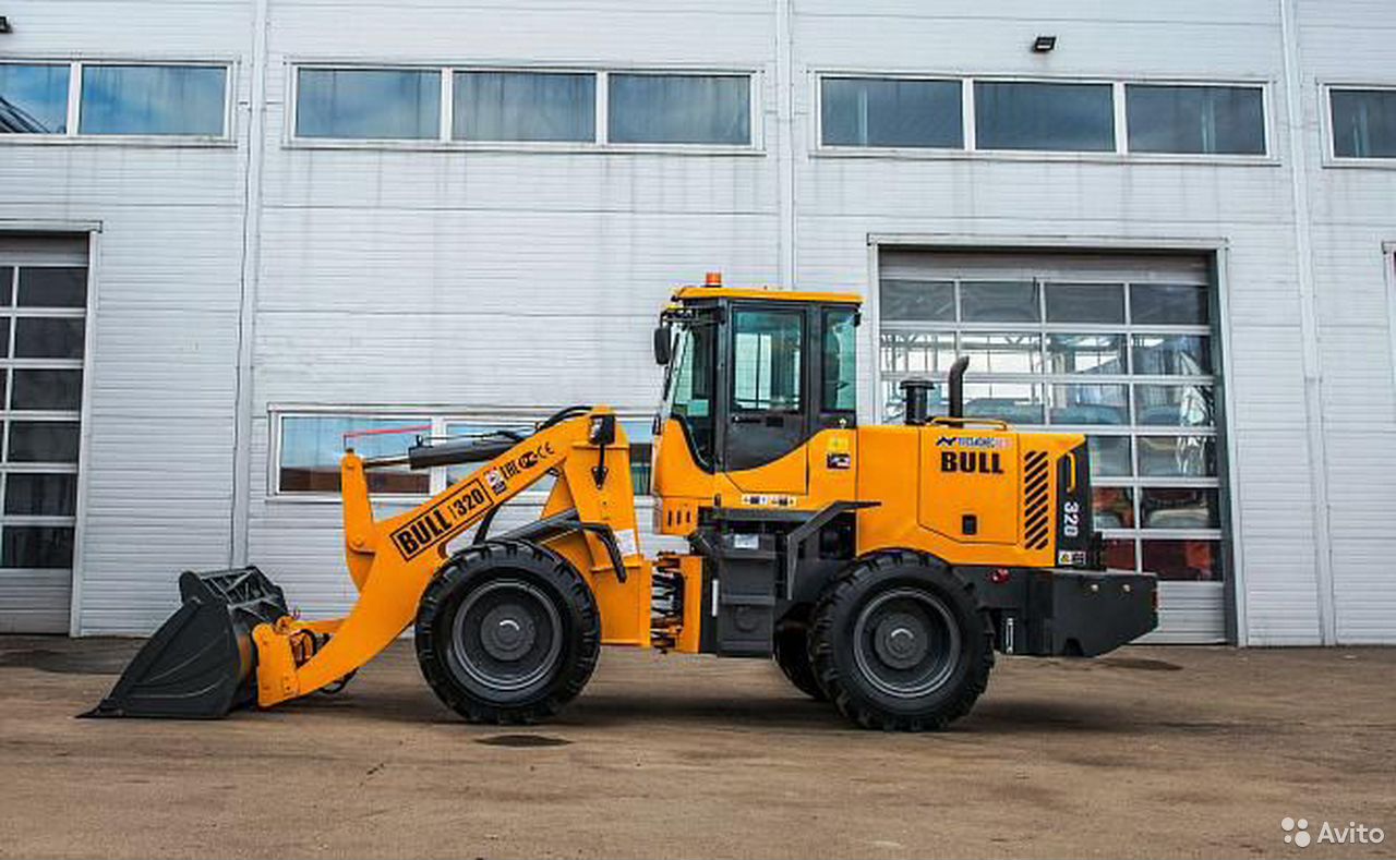 Фронтальный погрузчик Bull SL320