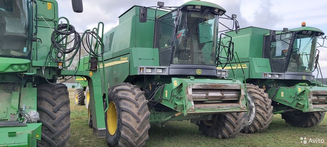 Зерноуборочный комбайн John Deere 1550 CWS