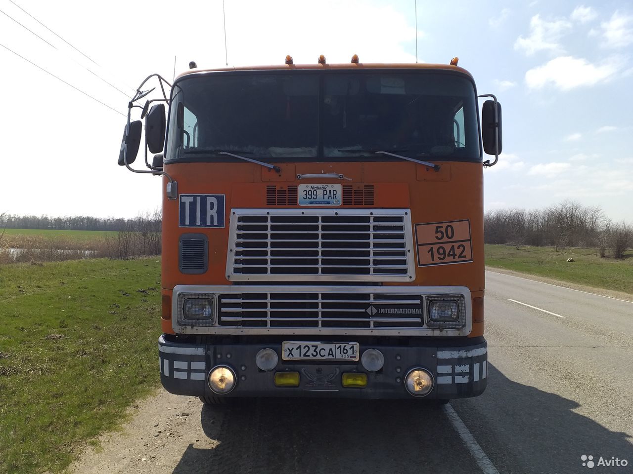 Седельный тягач Inter 9700