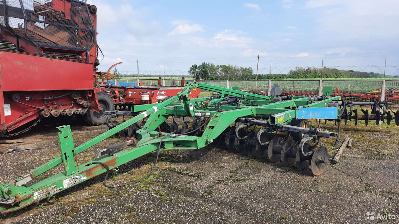Дисковая борона John Deere 512B