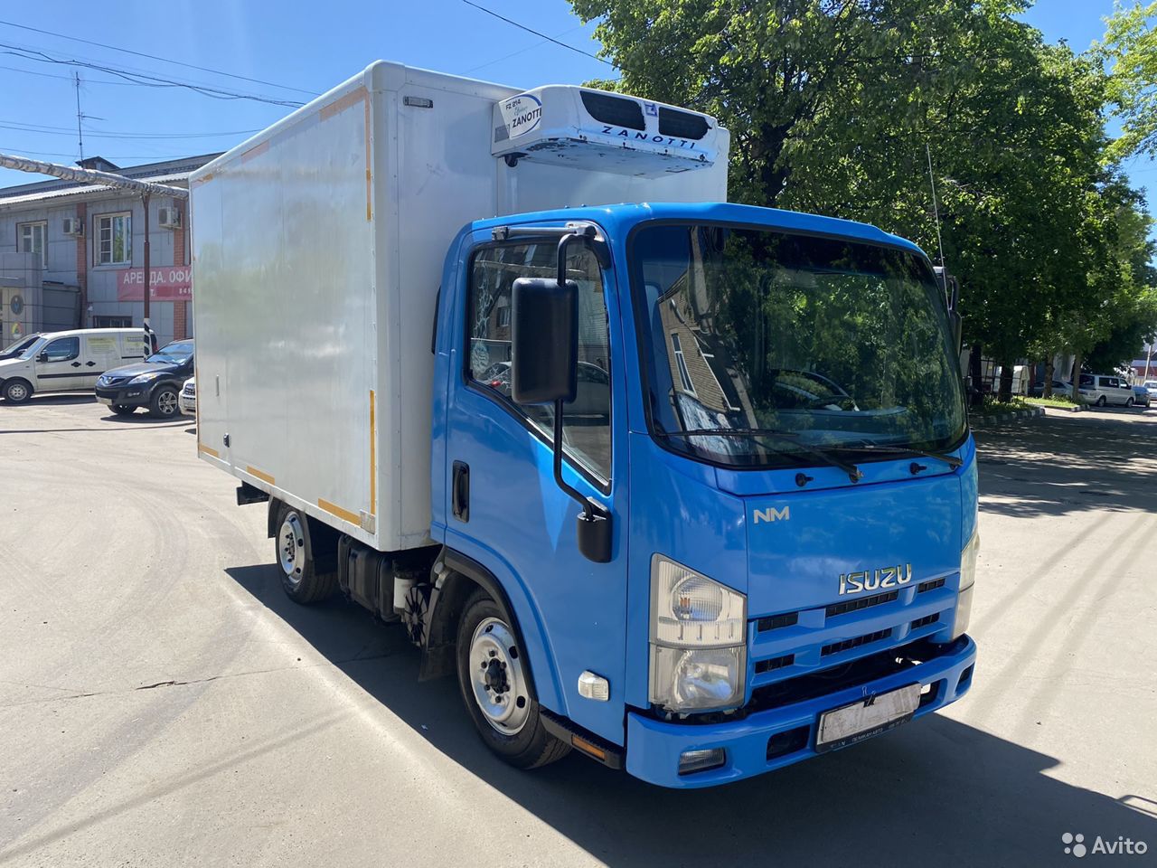 Рефрижераторный фургон Isuzu ELF NLR