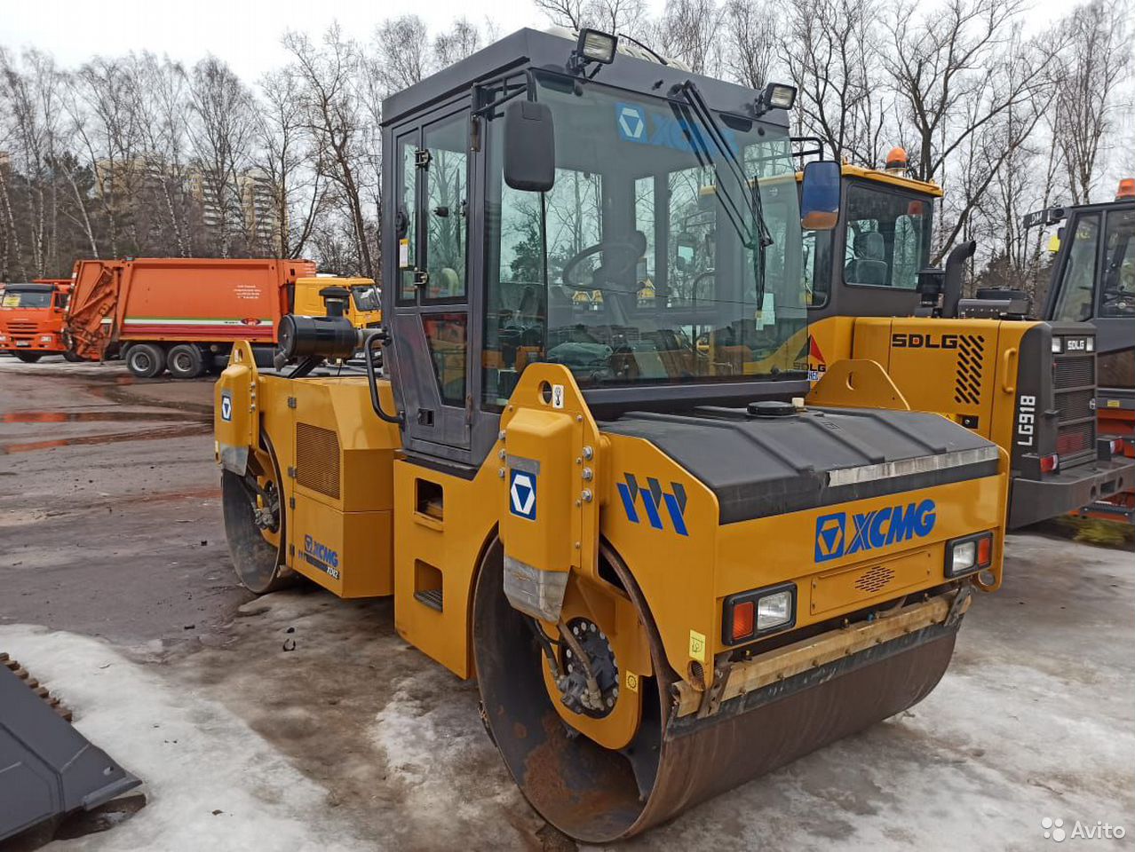 Двухвальцовый каток XCMG XD82