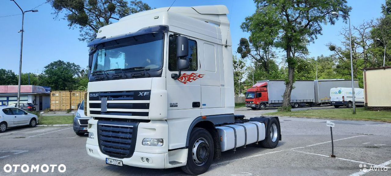 Седельный тягач DAF XF105.460