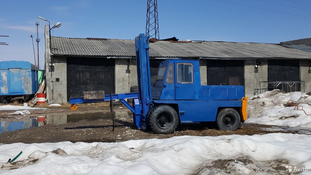 Вилочный погрузчик Львовский погрузчик