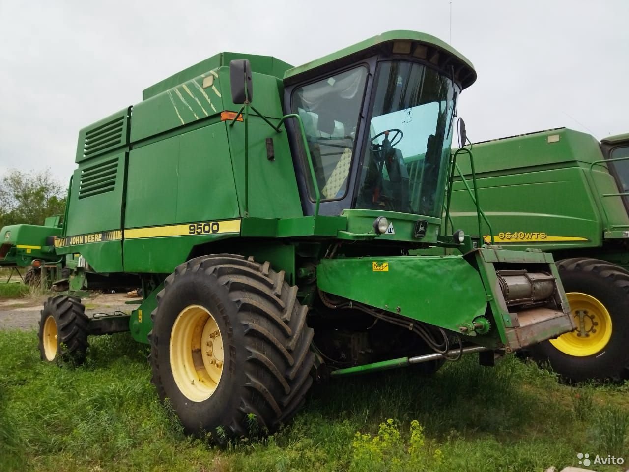 Зерноуборочный комбайн John Deere 9640