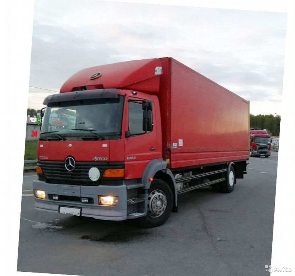 Грузовой фургон Mercedes-Benz Atego 1823