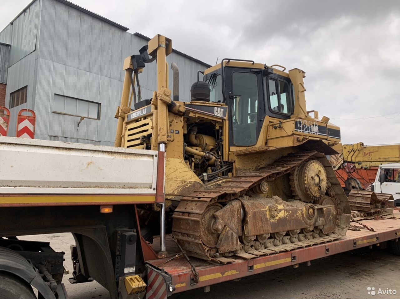 Гусеничный бульдозер Caterpillar D6R