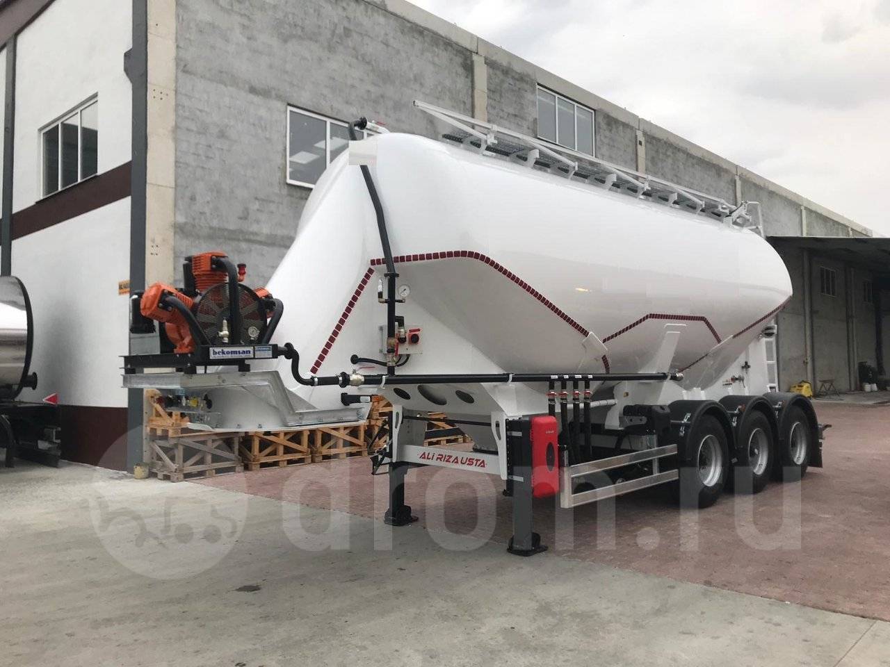Полуприцеп цементовоз Ali Riza Usta W-27 м3
