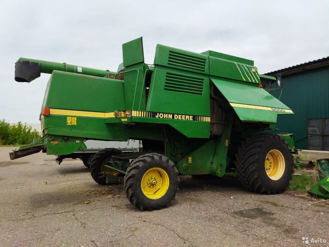 Зерноуборочный комбайн John Deere 9640
