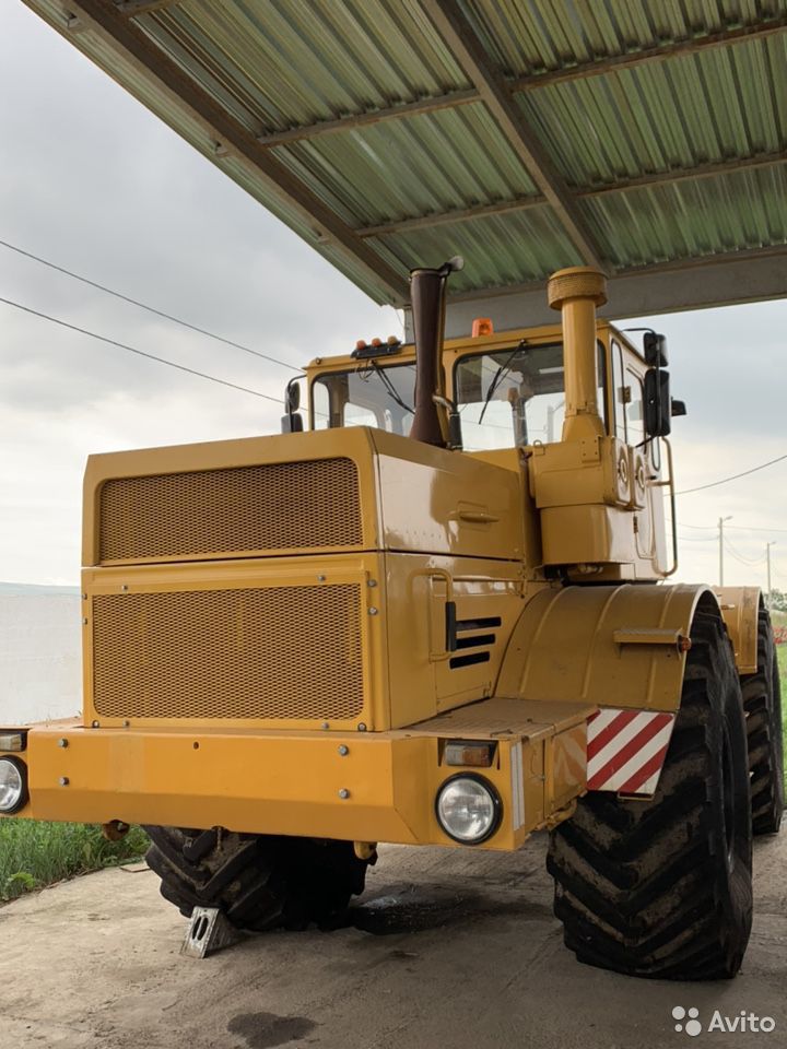 Трактор Кировец К-700
