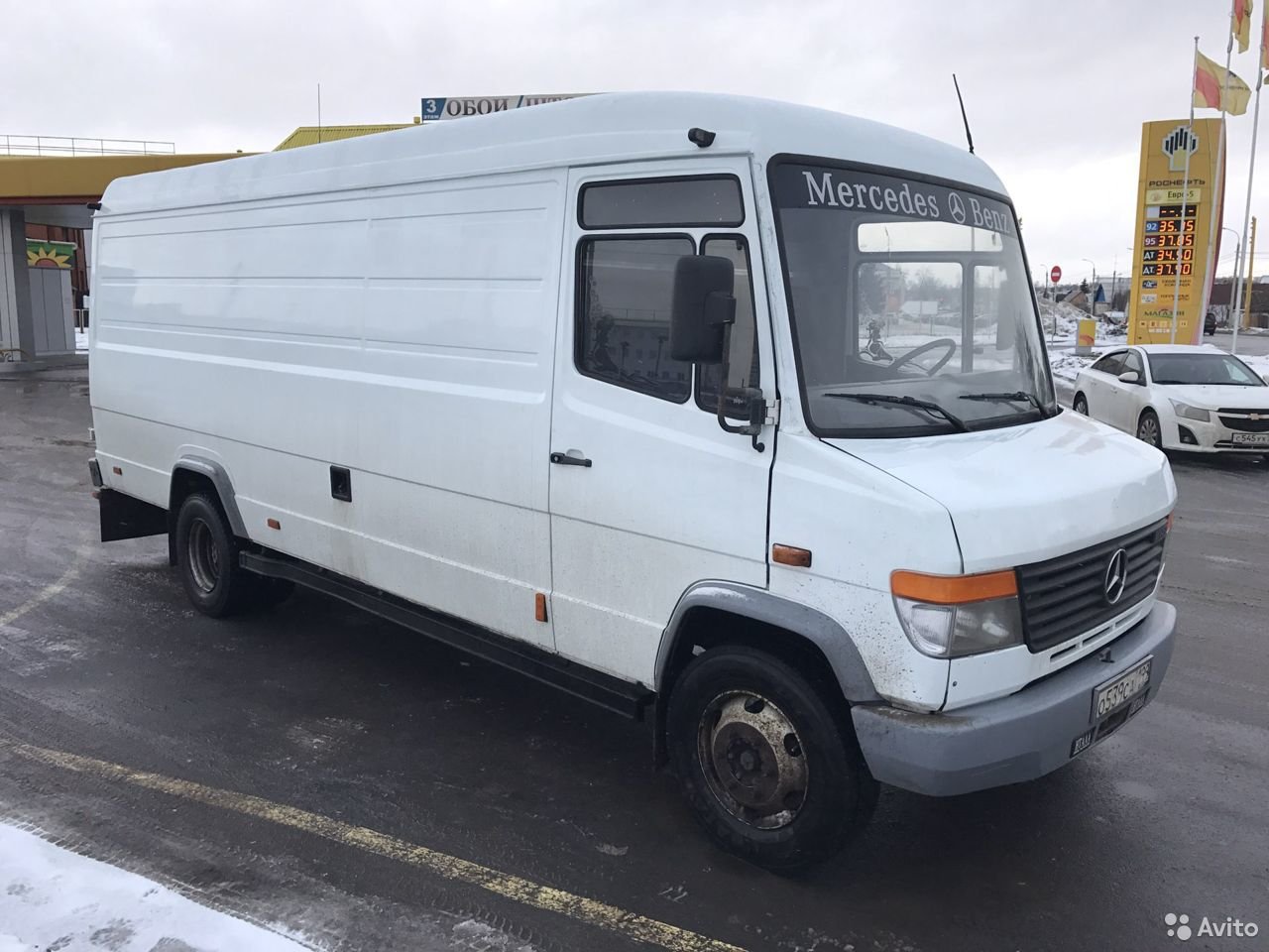 Цельнометаллический фургон Mercedes-Benz Vario 814