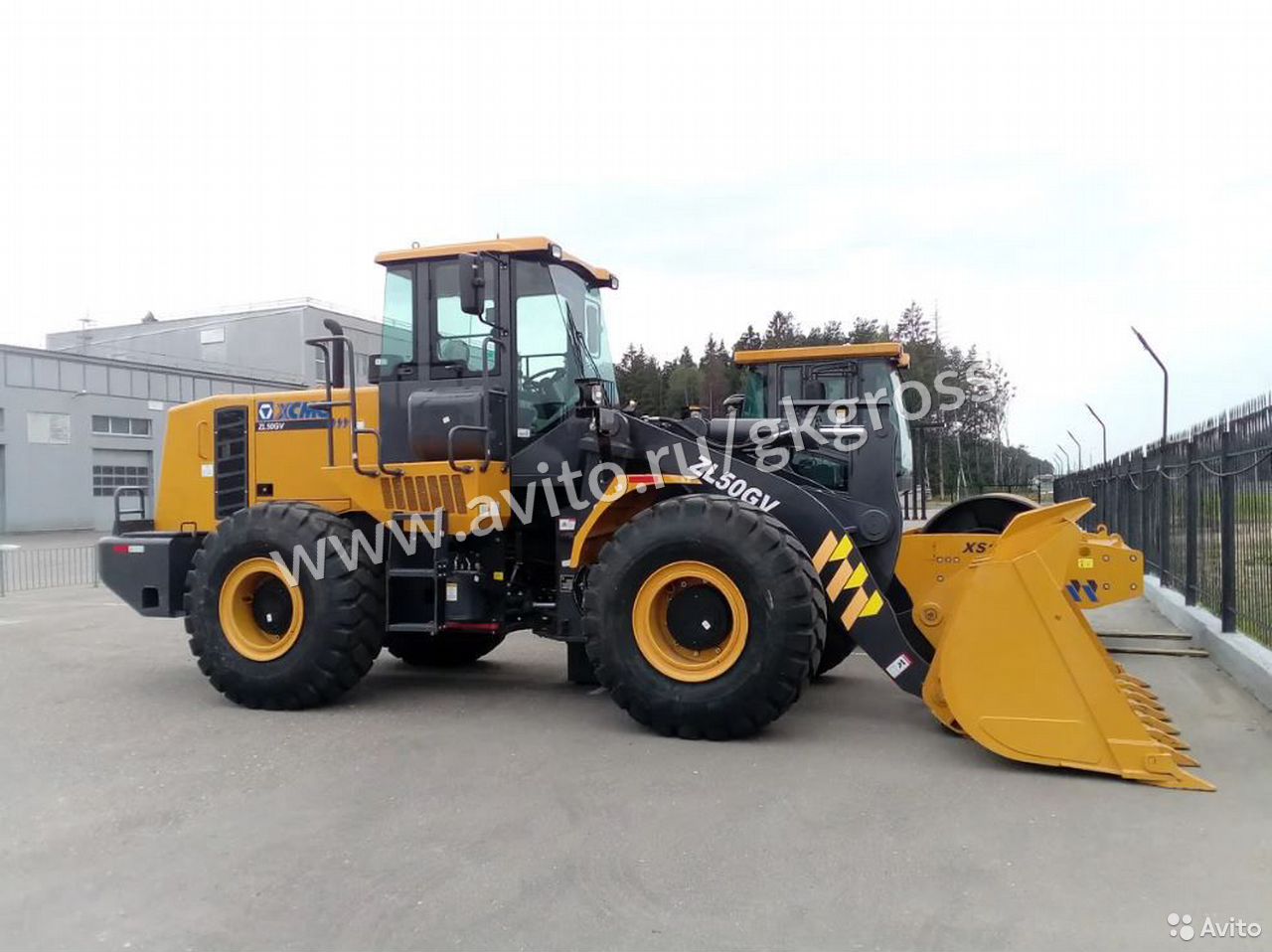 Фронтальный погрузчик XCMG ZL50GV