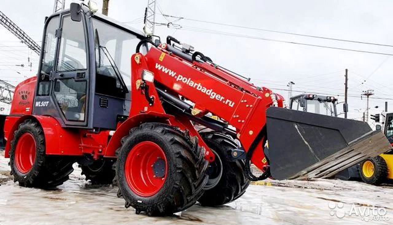 Мини-погрузчик Polar Badger WL50T