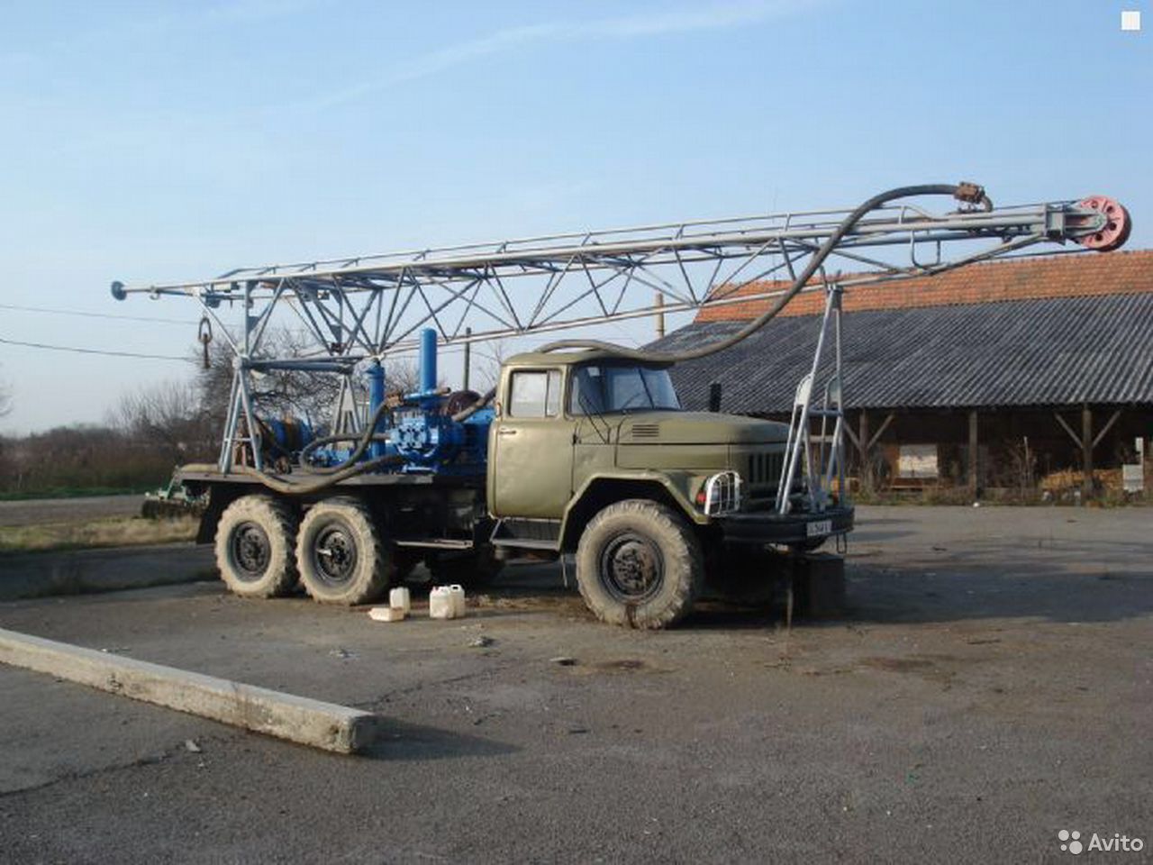 Мобильная буровая установка ЗИЛ 131 УРБ-2,5