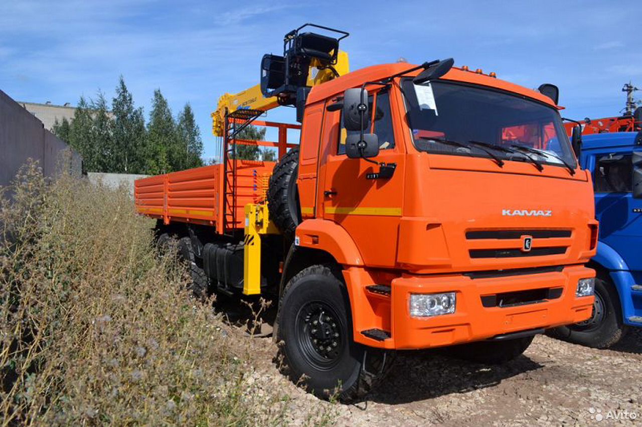 Бортовой грузовик с КМУ КамАЗ 43118-23027-50 с КМУ Soosan SCS746L