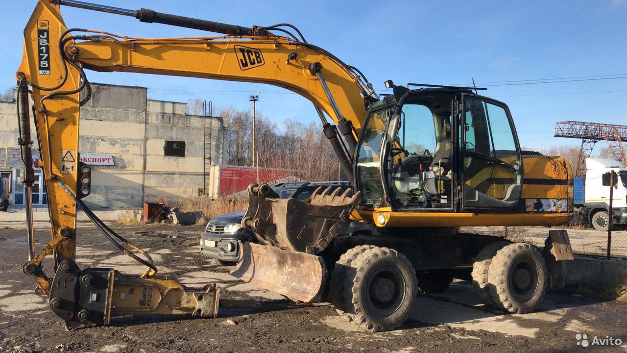 Колесный экскаватор JCB JS175W