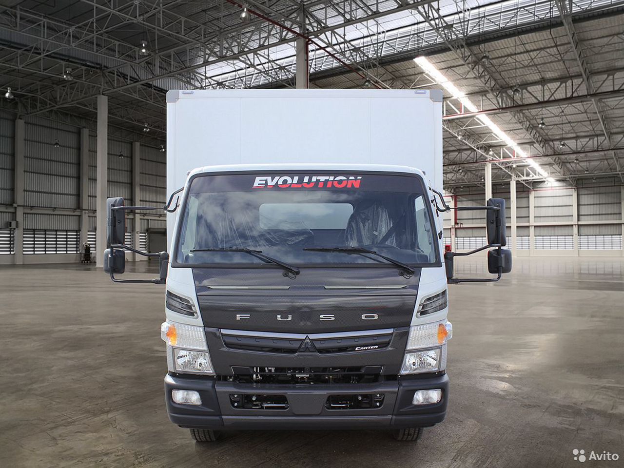 Промтоварный фургон Mitsubishi Fuso Canter TF