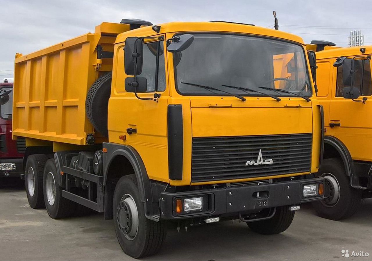 Самосвал МАЗ 5516Х5-480-050