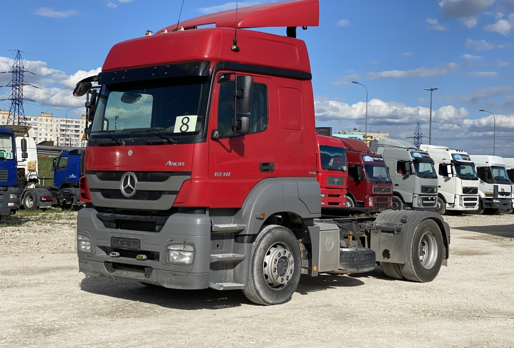 Седельный тягач Mercedes-Benz Axor 1840