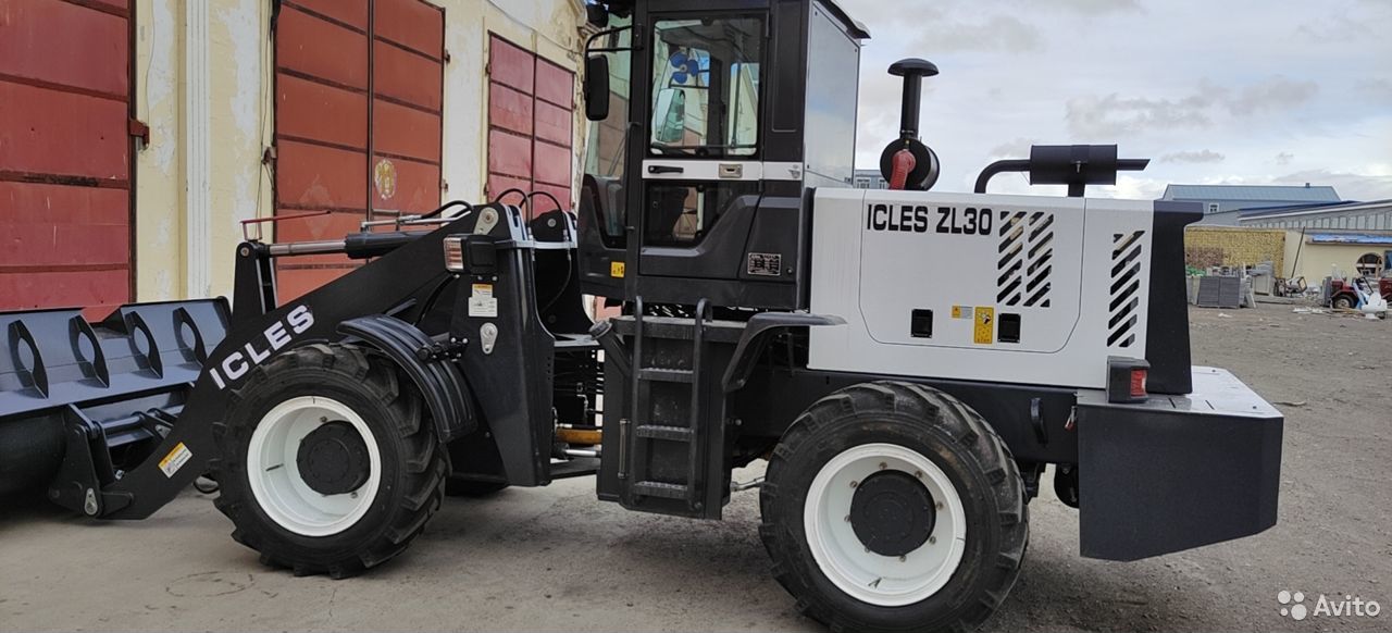 Фронтальный погрузчик ICLES 946 (ZL30S)