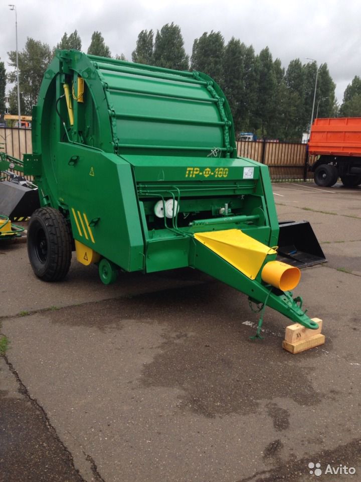 Пресс-подборщик ПР-Ф-180