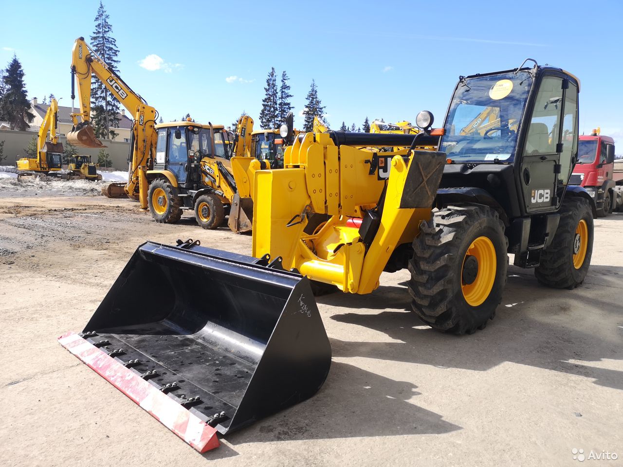 Телескопический погрузчик JCB 540-170