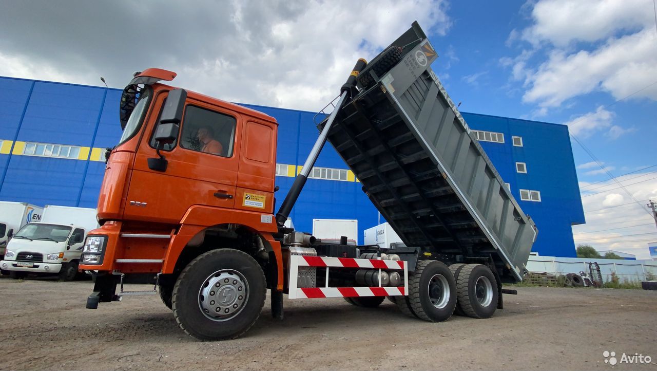 Самосвал SHACMAN (Shaanxi) F3000