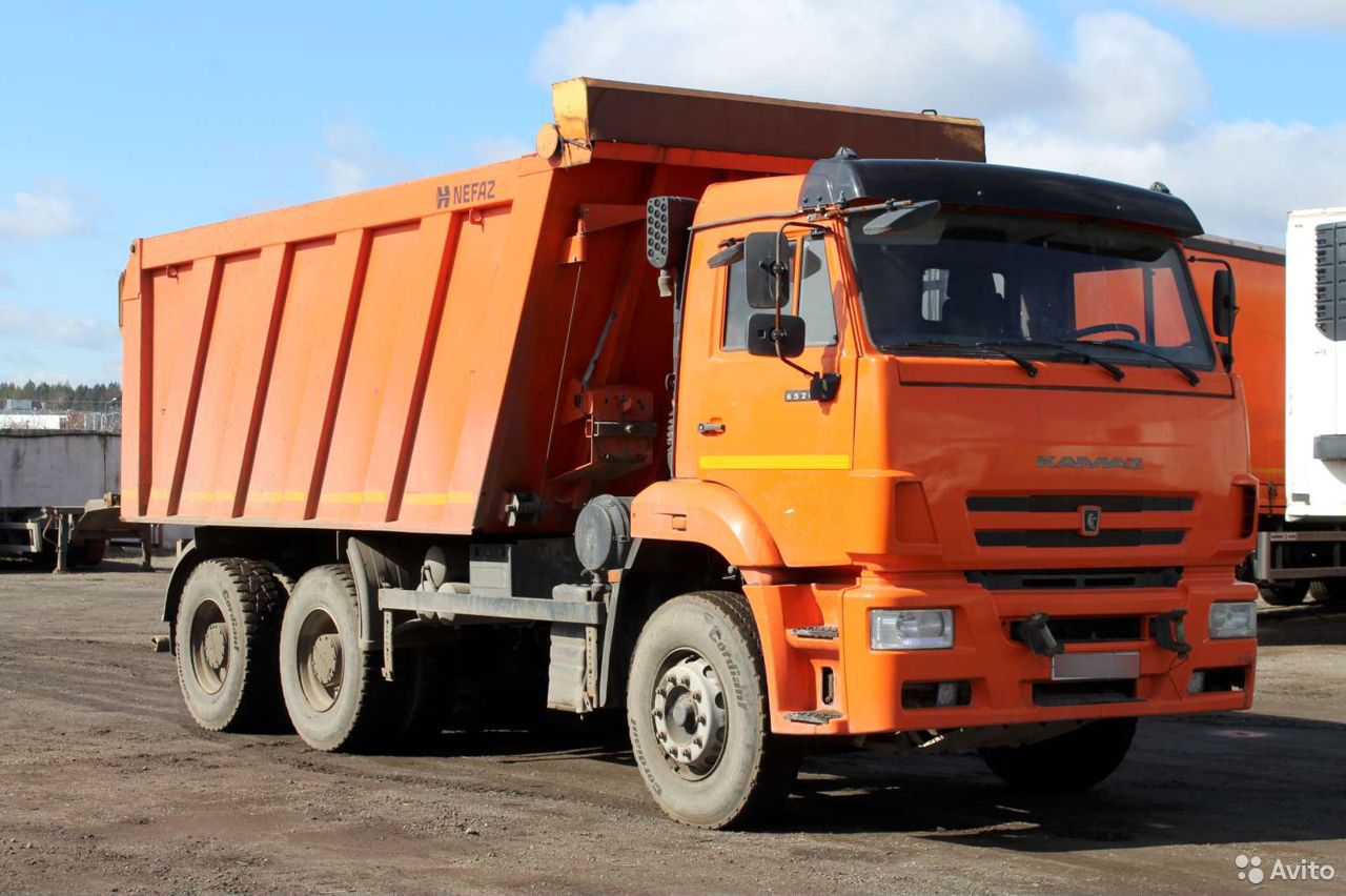 Самосвал КамАЗ 6520-43