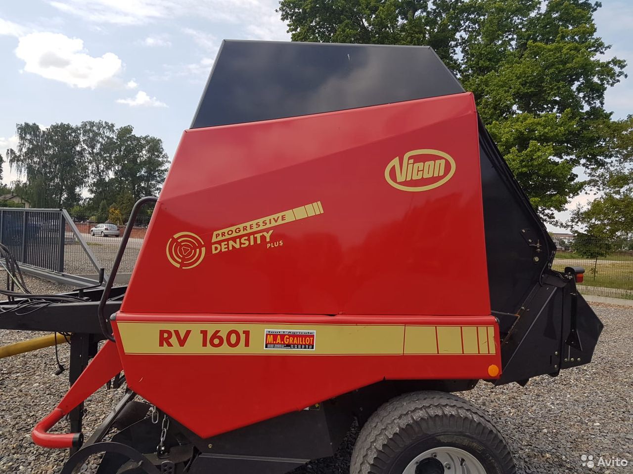 Пресс-подборщик Vicon RV1601