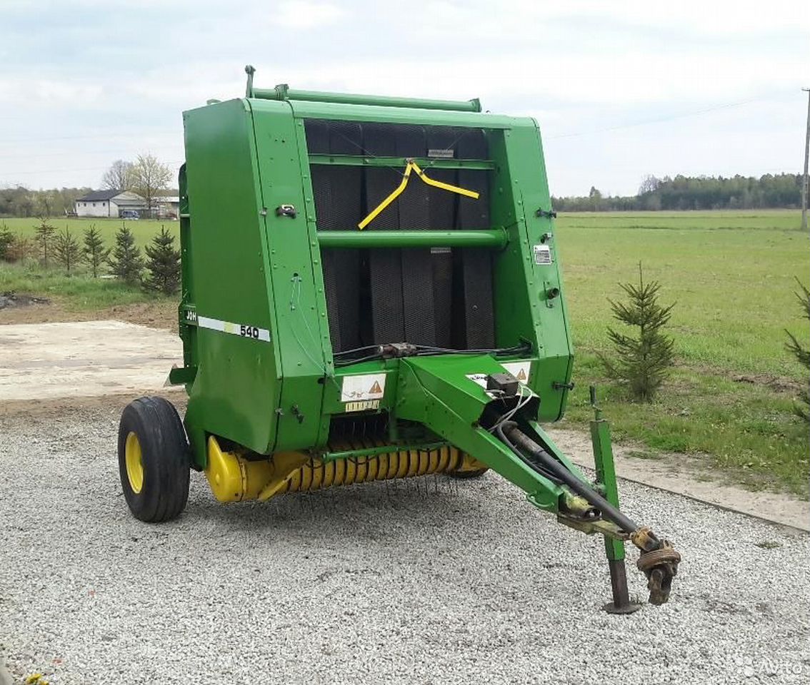 Пресс-подборщик John Deere 545