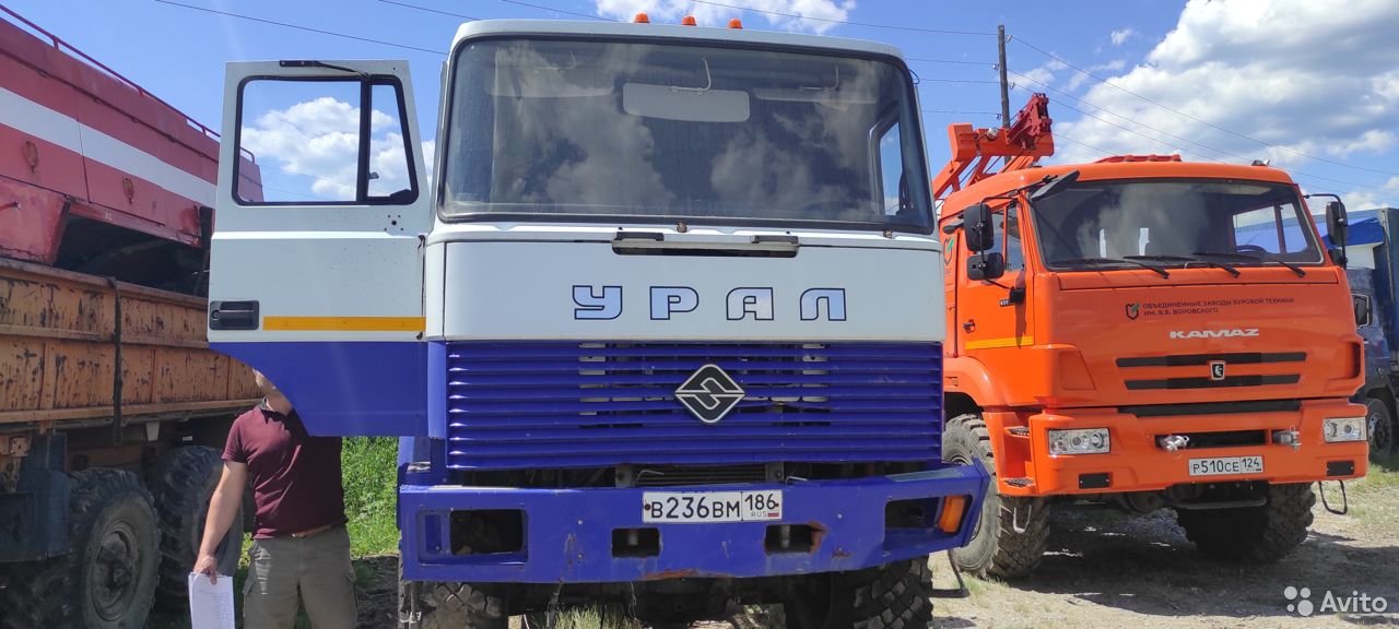 Седельный тягач Урал 44202-3511-82