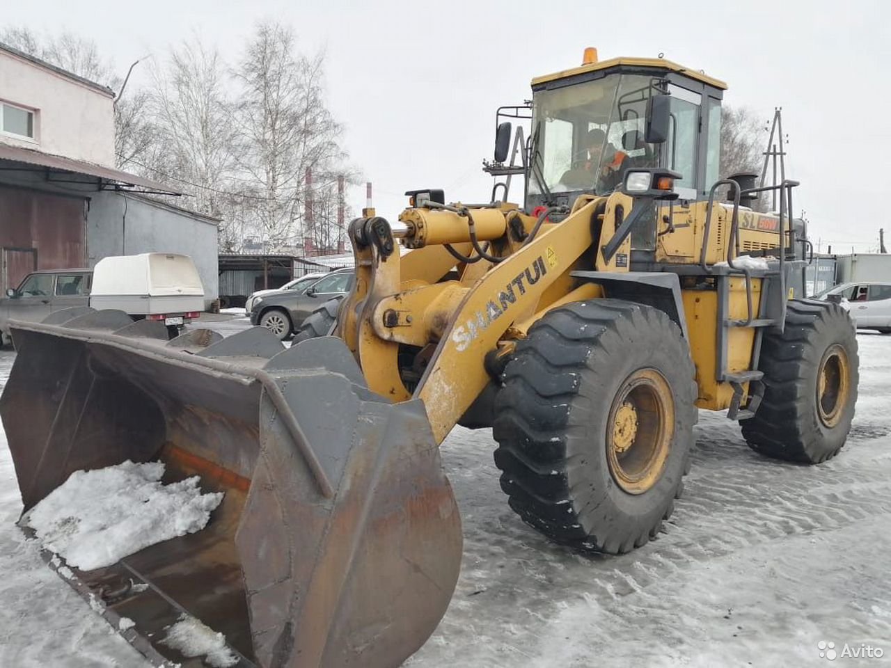 Фронтальный погрузчик Shantui SL50W