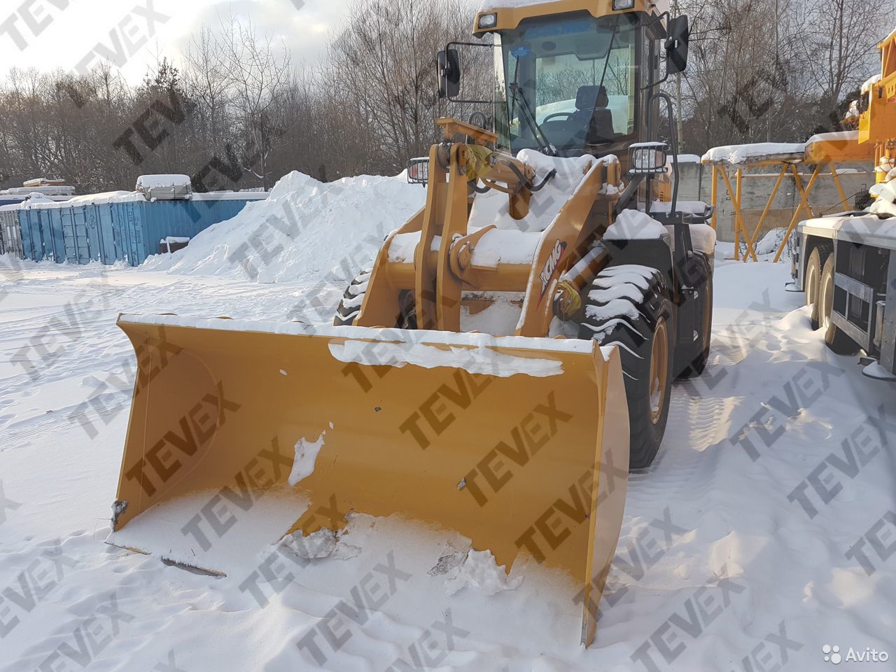 Фронтальный погрузчик XCMG LW300KN