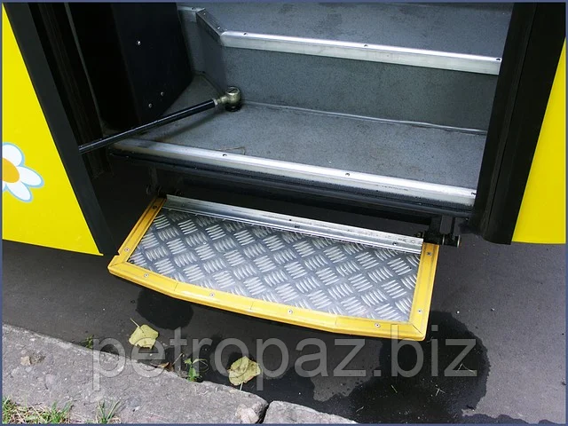 Автобус КАвЗ 4238-45 Дети