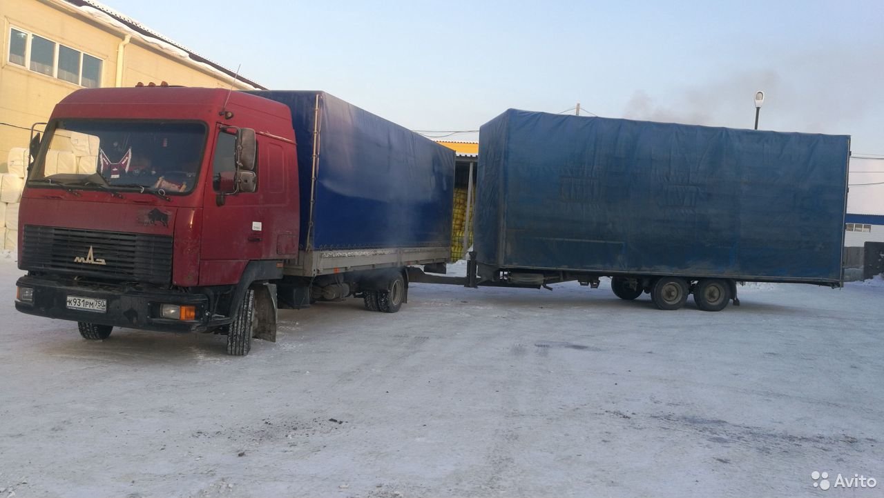 Тентованный грузовик МАЗ 4371 Зубренок