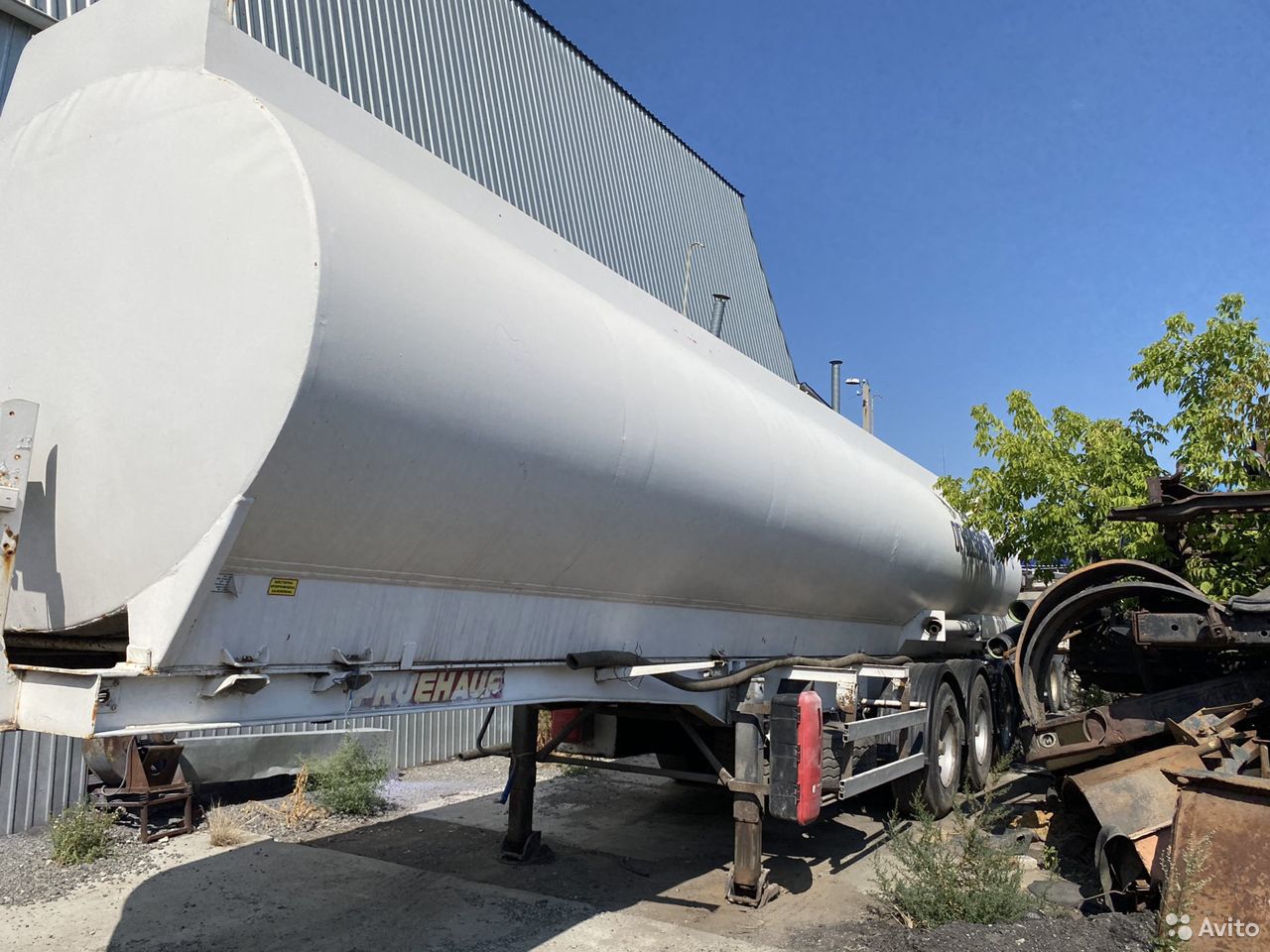 Полуприцеп бензовоз Fruehauf