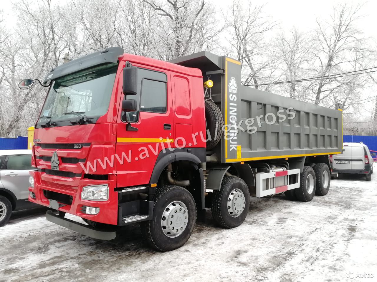 Самосвал HOWO HW76