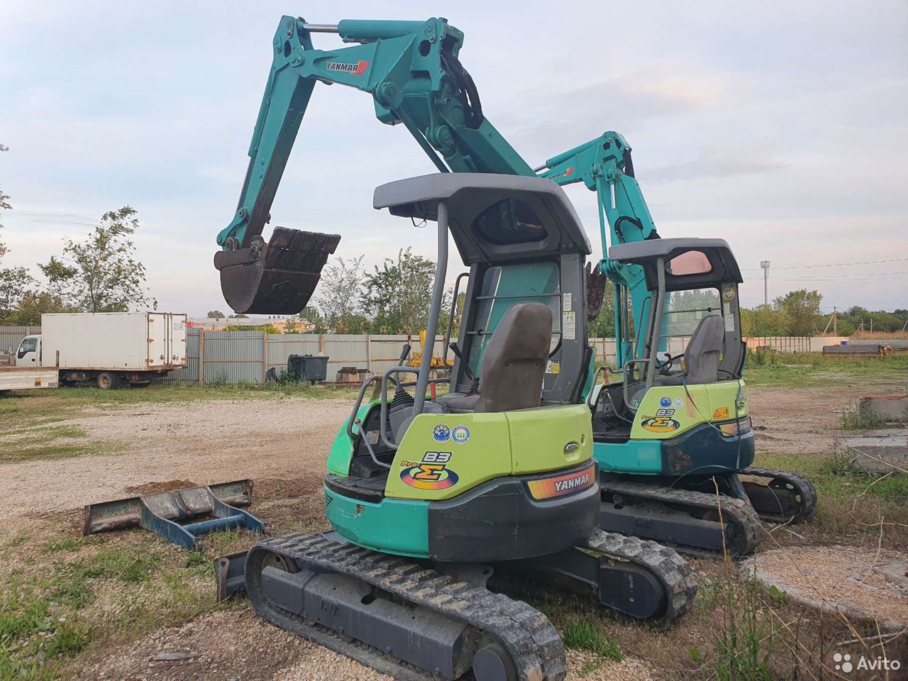 Мини-экскаватор Yanmar B3