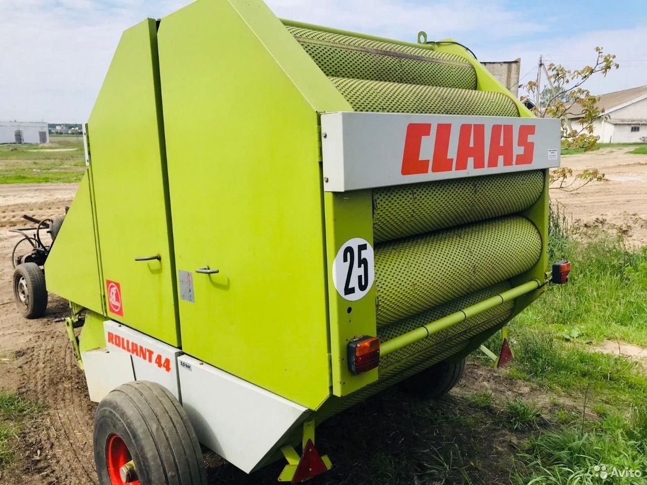 Пресс-подборщик Claas Rollant 44
