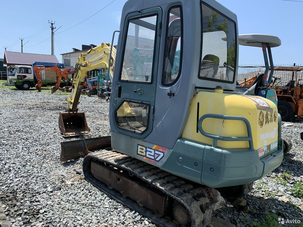 Мини-экскаватор Yanmar B27-2