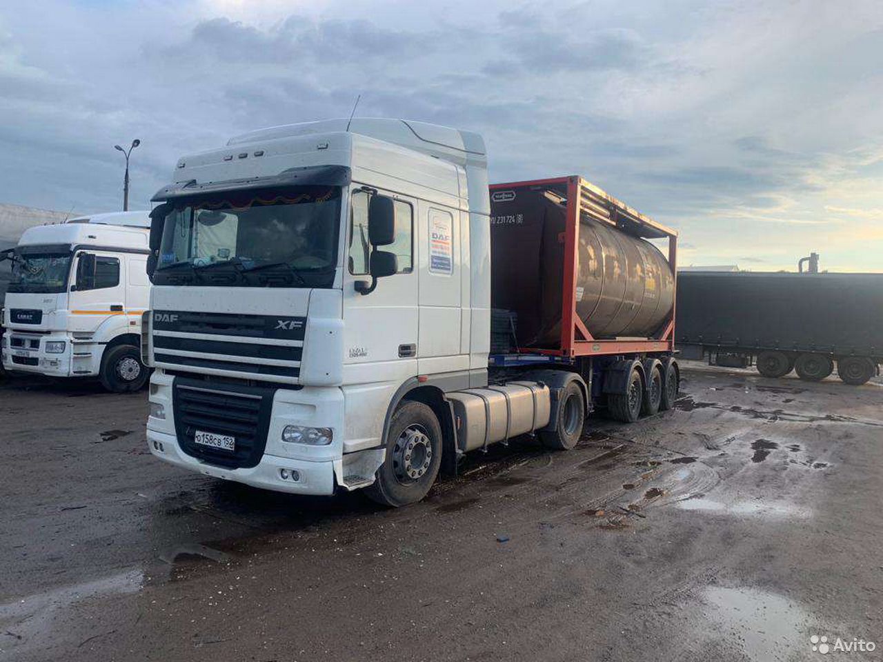 Седельный тягач DAF XF 105.460