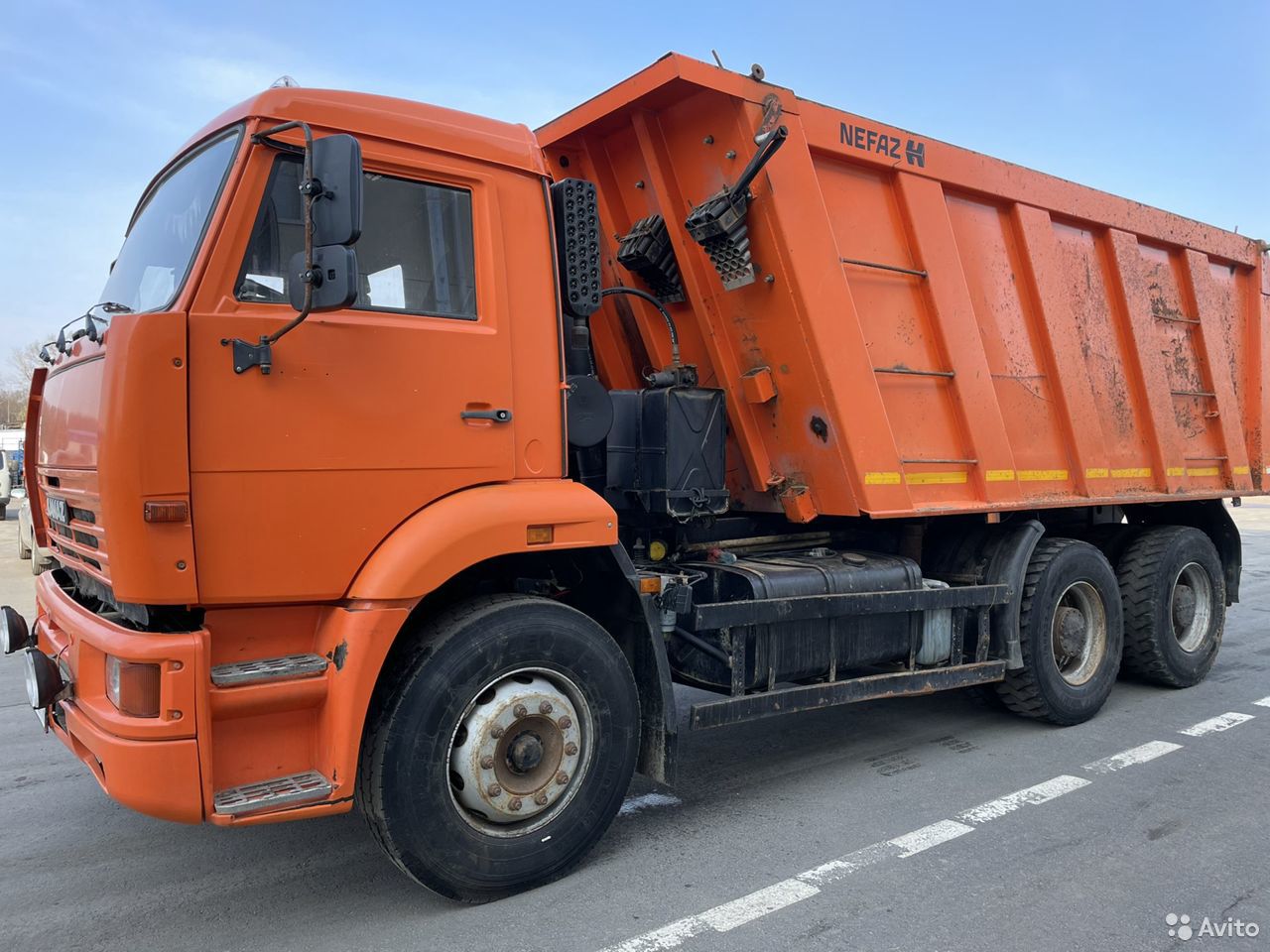 Самосвал КамАЗ 6520