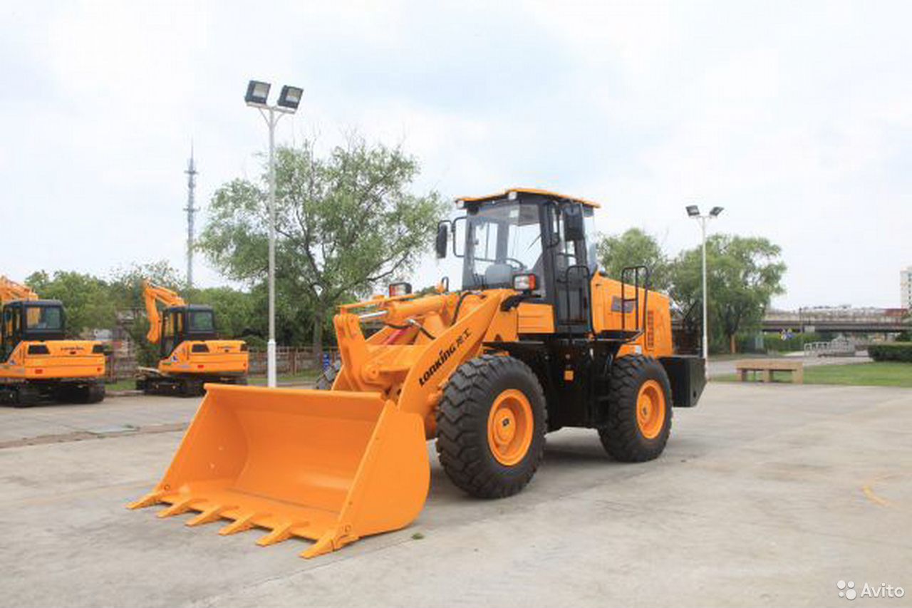 Фронтальный погрузчик Lonking CDM835N