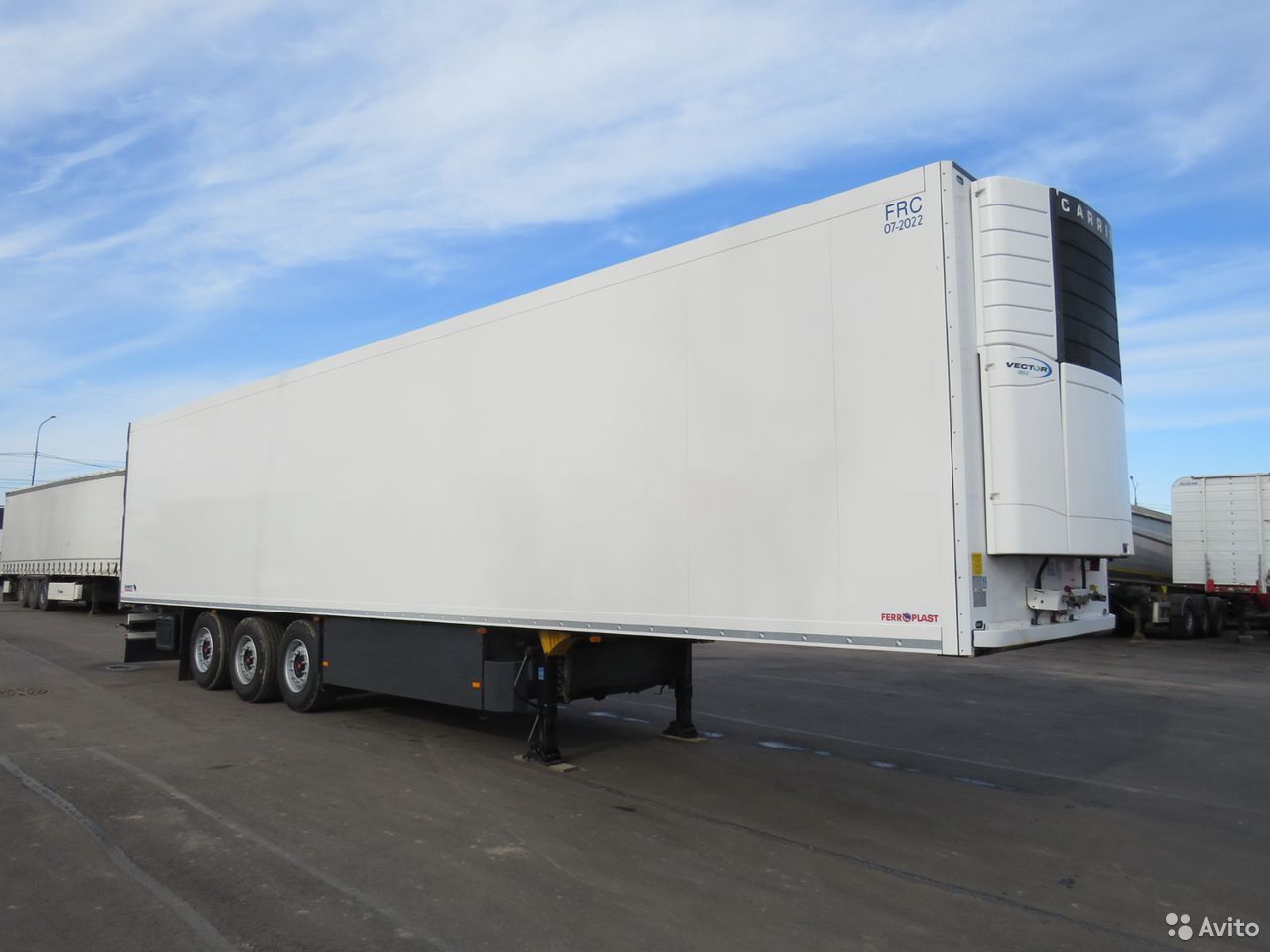 Полуприцеп рефрижератор Schmitz Cargobull