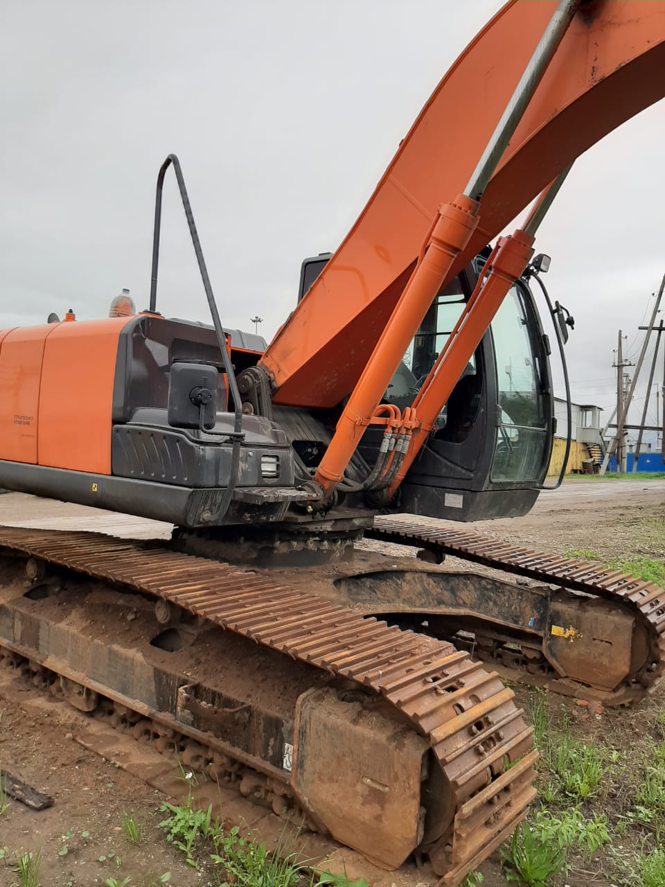 Гусеничный экскаватор Hitachi ZX240LC-5G