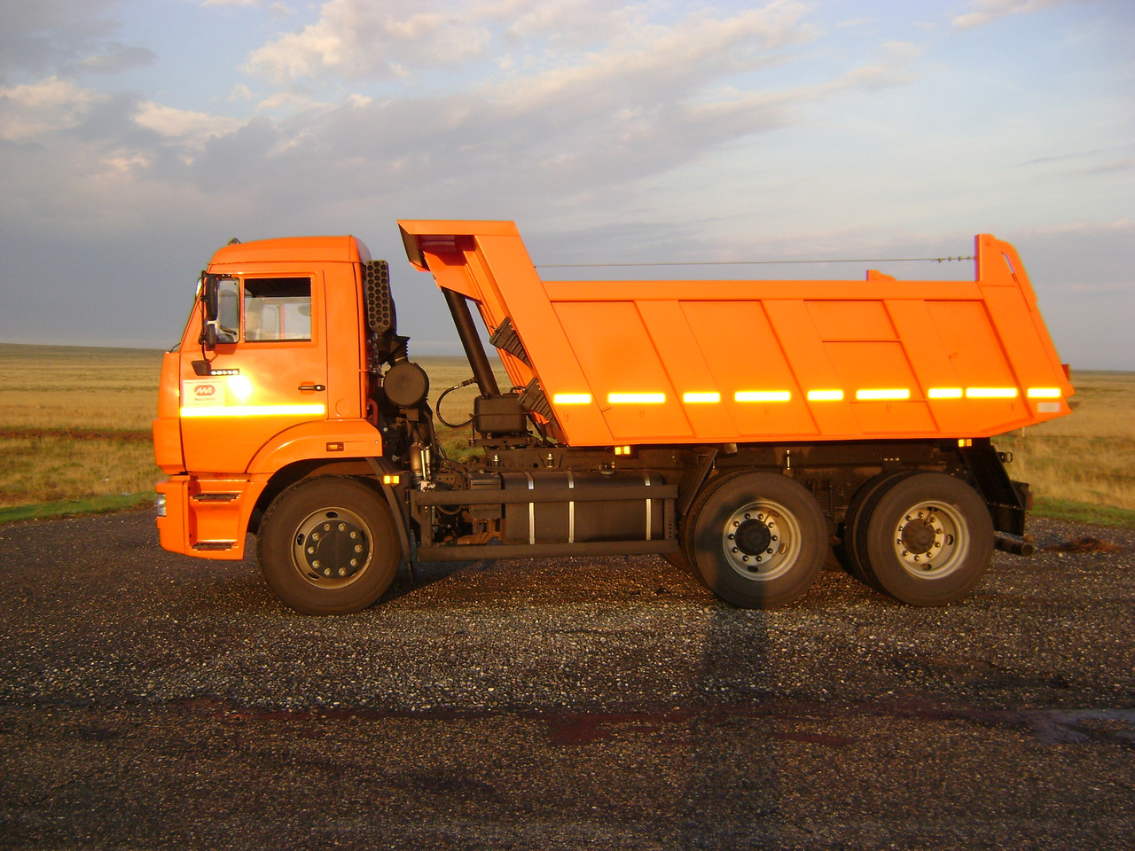 Самосвал КамАЗ 65115-606058-48 (ЮГ)