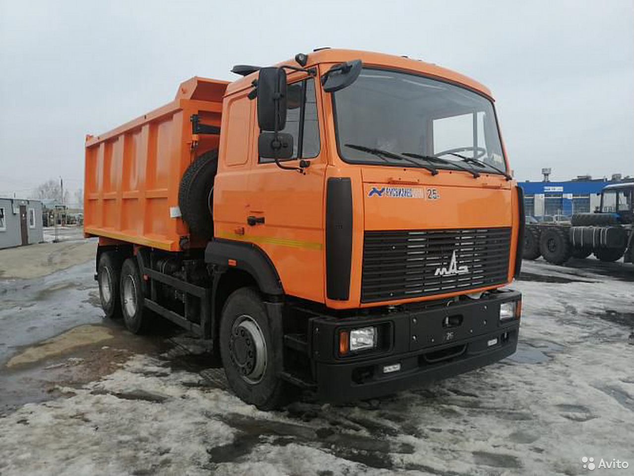 Самосвал МАЗ 551626-580-050