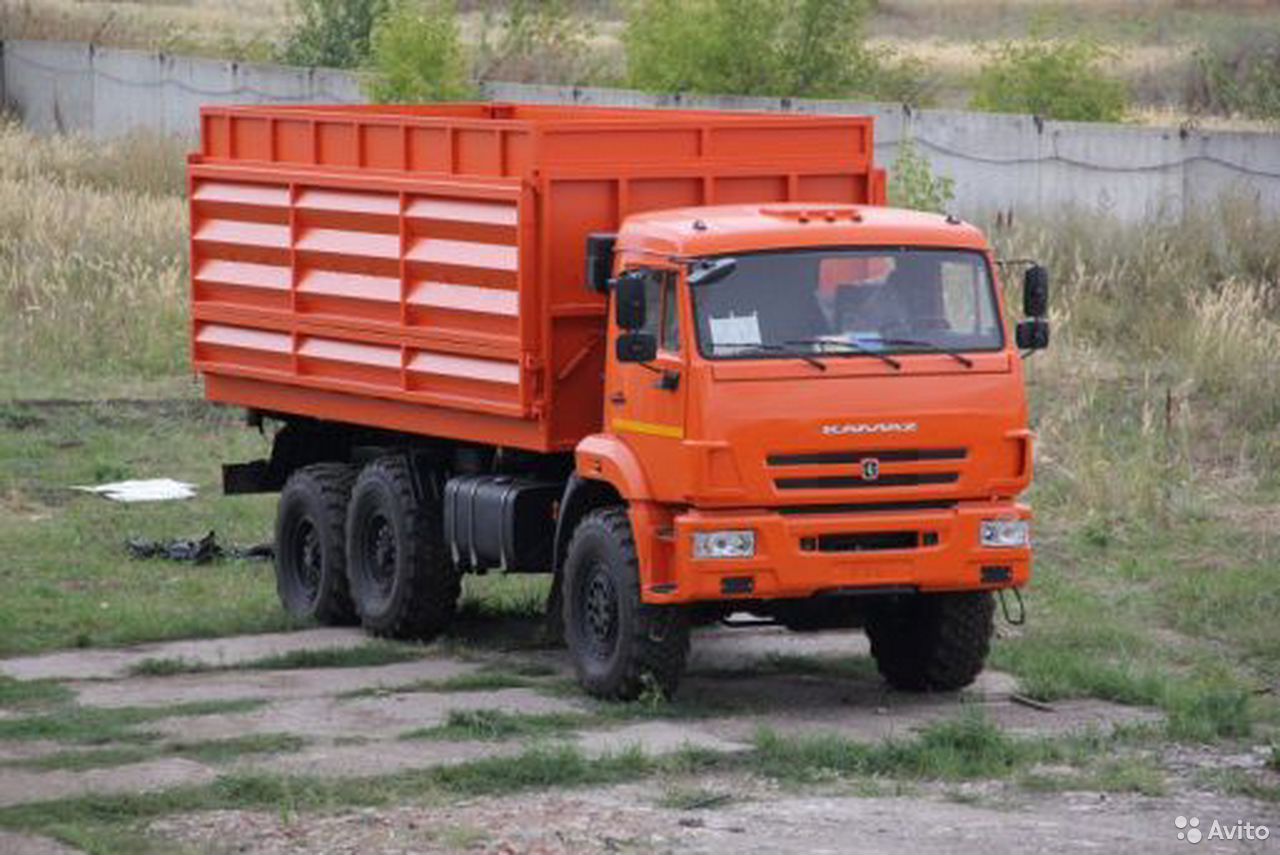 Самосвал КамАЗ 43118