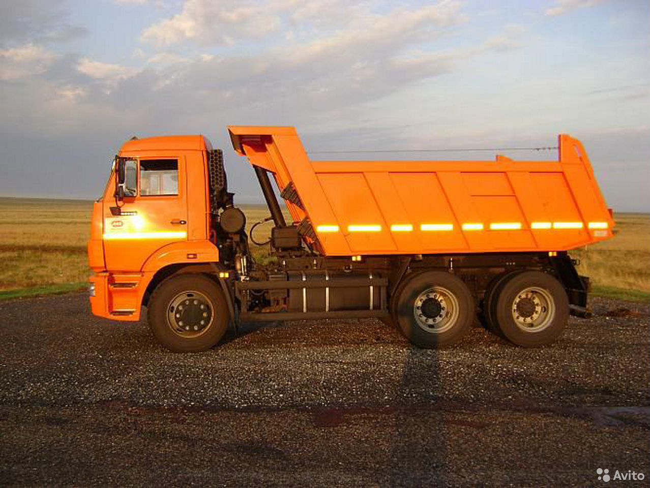 Самосвал КамАЗ 65115