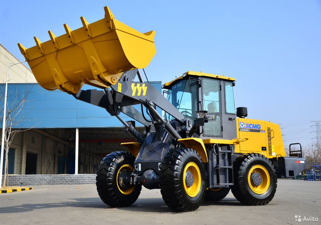 Фронтальный погрузчик XCMG LW300KN